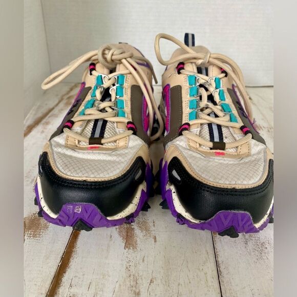 FILA Oakmont TR sneakers hiking running retro style sz 7.5 womens EUC streetwear - Picture 5 of 8